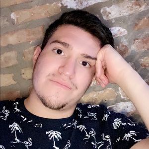 Meet your Posher, Jonathan